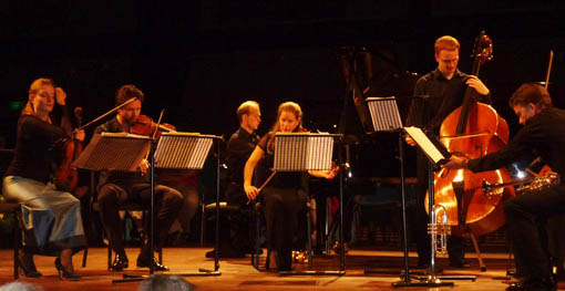 Ensemble Airco in Theater De Vest
